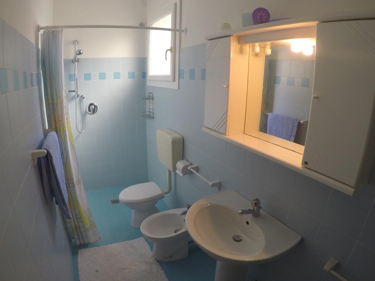 Casa Francesca - Agenzia Cocal Apartment Каорле Екстериор снимка