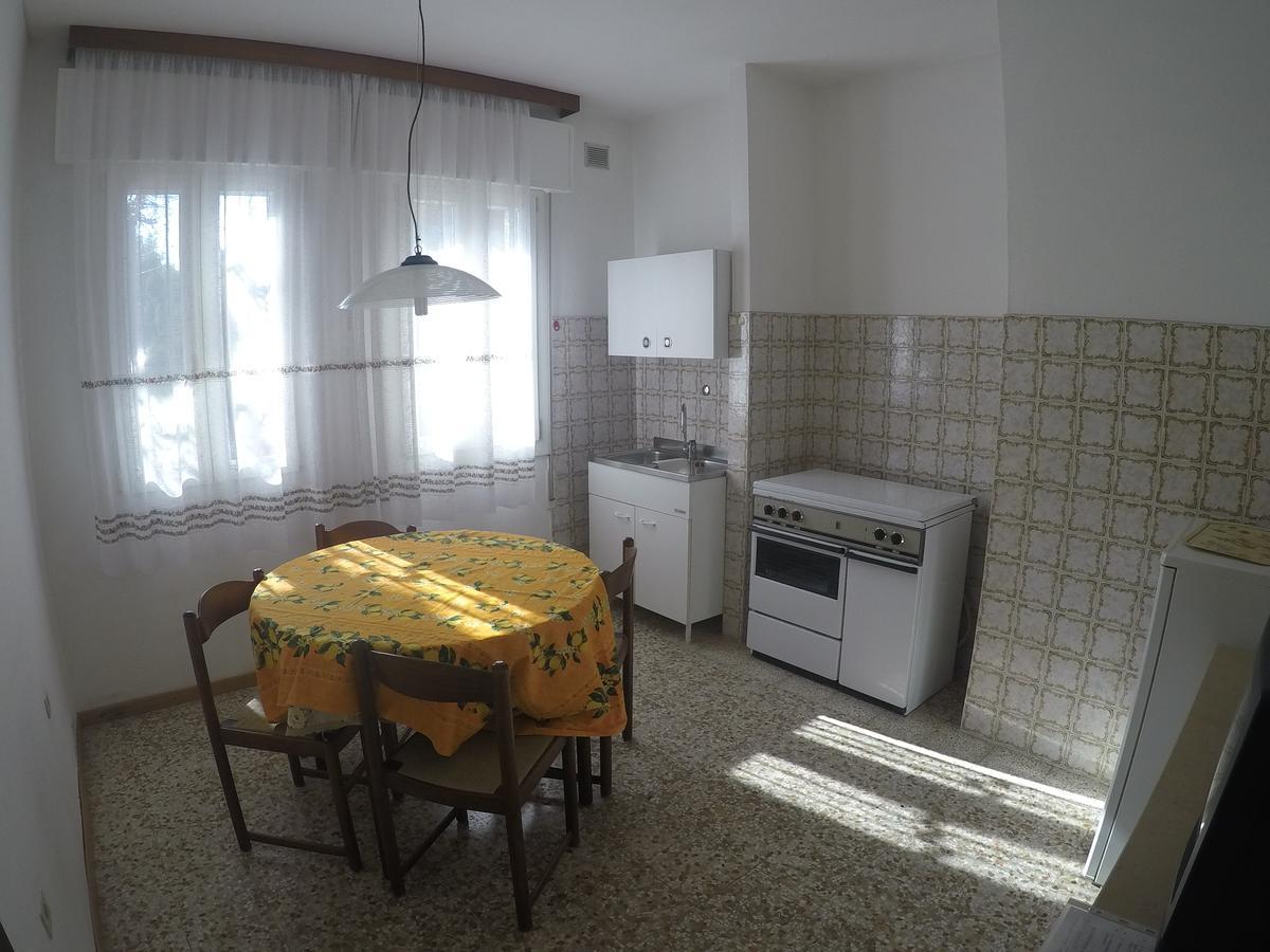 Casa Francesca - Agenzia Cocal Apartment Каорле Екстериор снимка