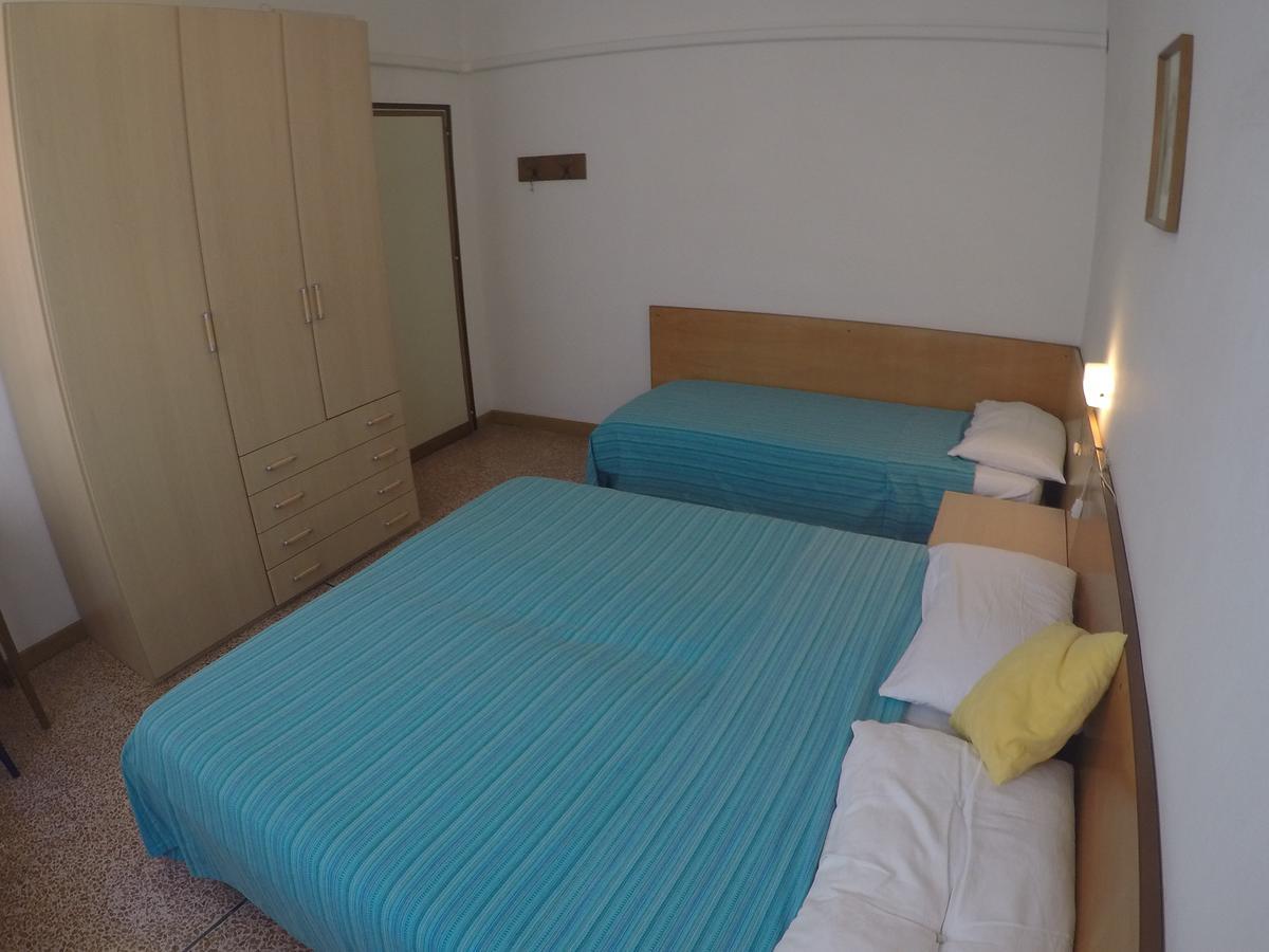 Casa Francesca - Agenzia Cocal Apartment Каорле Екстериор снимка